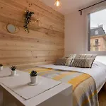 Apartment Chailloud - Modern 2pax - Lively Area - Tv Wifi