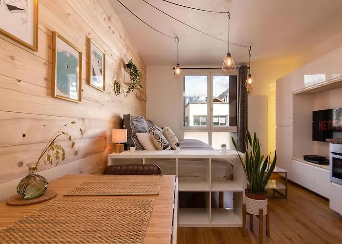 Chailloud - Modern 2pax - Lively Area - Tv Wifi * Chamonix