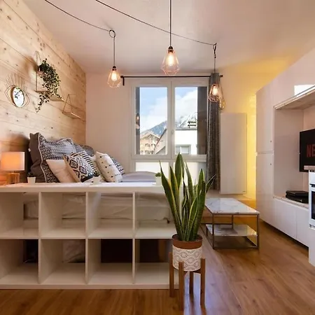 Apartment Chailloud - Modern 2pax - Lively Area - Tv Wifi